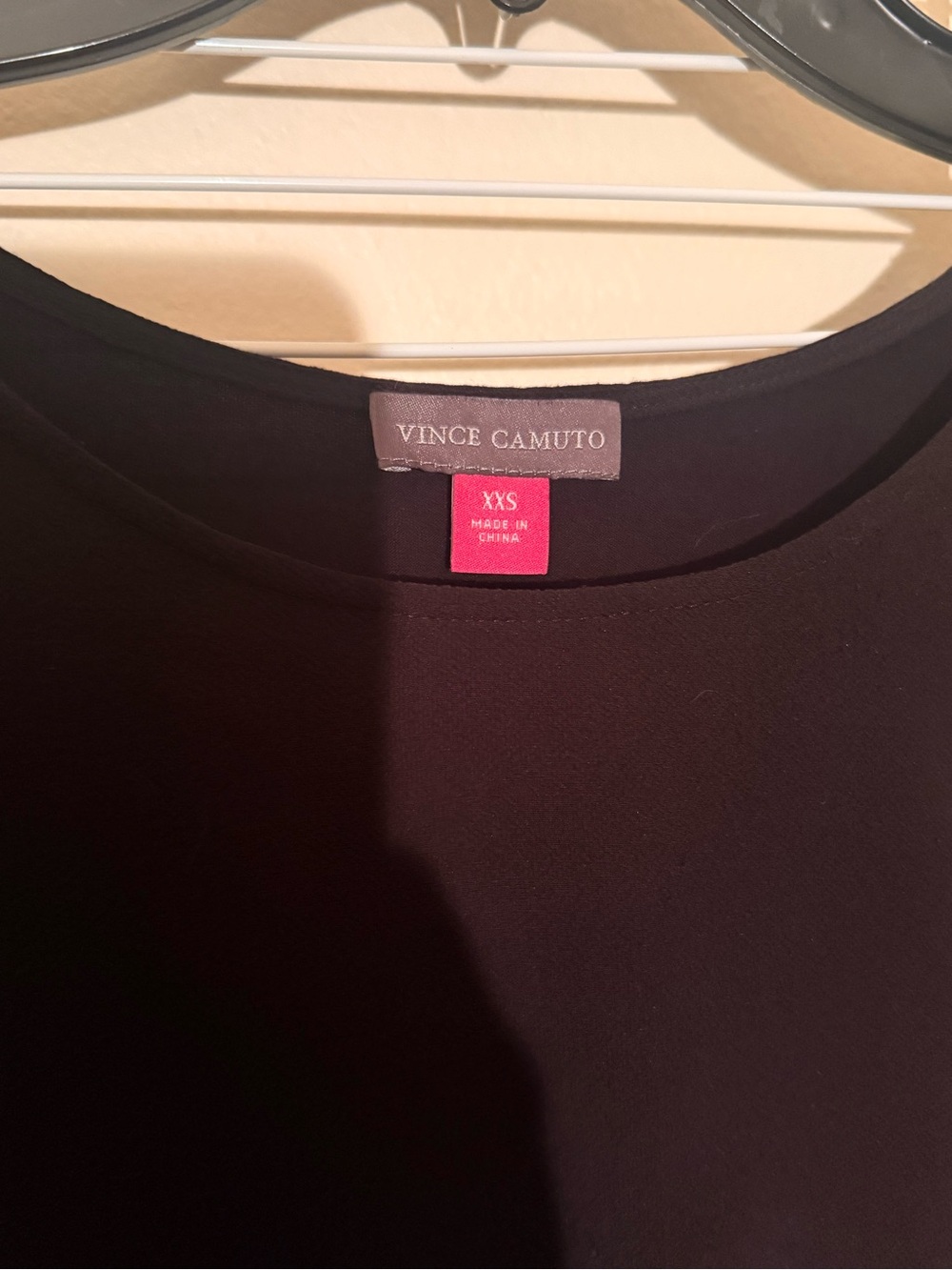 Vince Camuto Black Short Sleeve Crewneck Top
